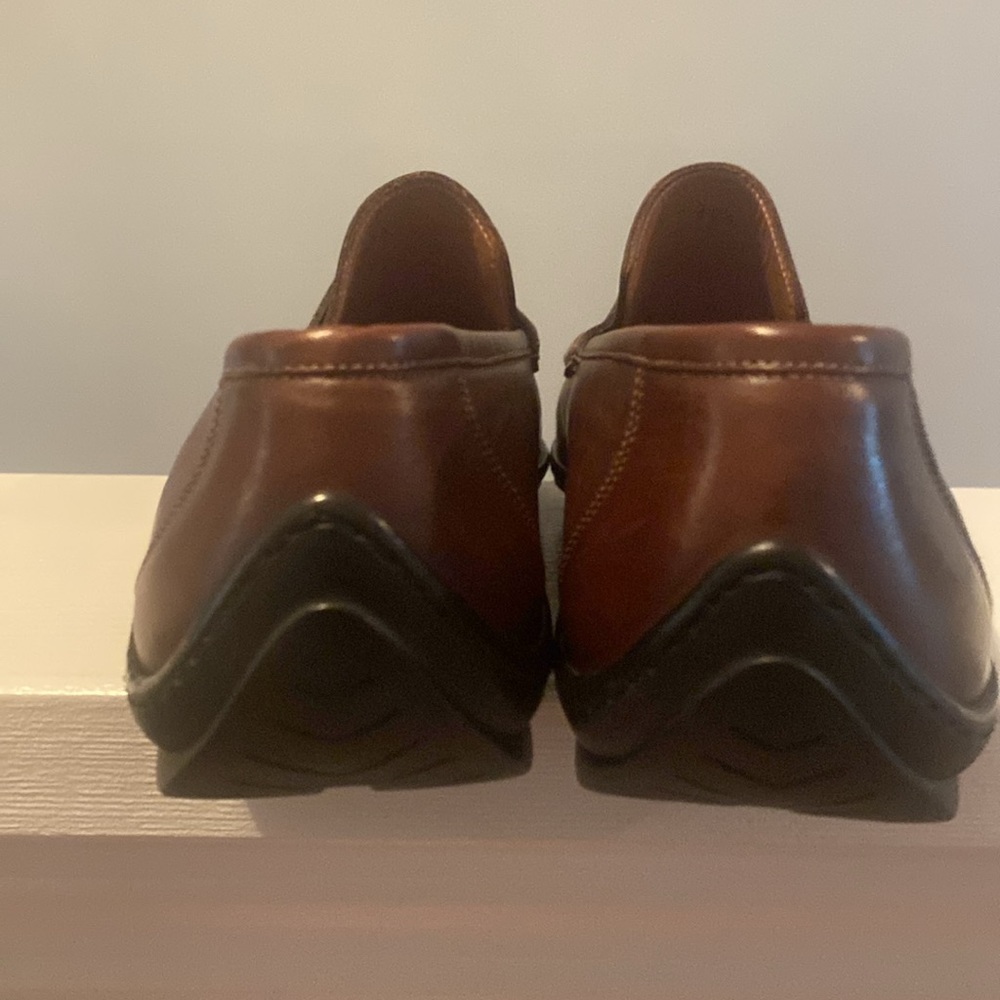 Pair of Santoni Shoes in brown, size 10.5 Like New condition Maybe worn once - Picture 9 of 11
